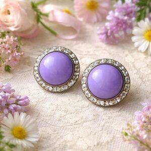 Vintage 1950s Lavender Moonglow Glass Rhinestone Halo Screwback Earrings